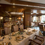 Gedeckter Tisch im Restaurant Germanenhof